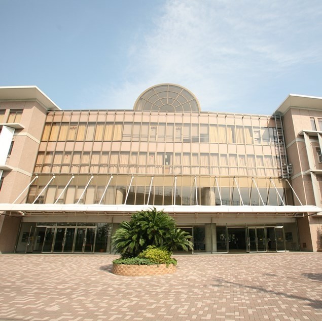 学校法人 市川学園 市川中学校・高等学校