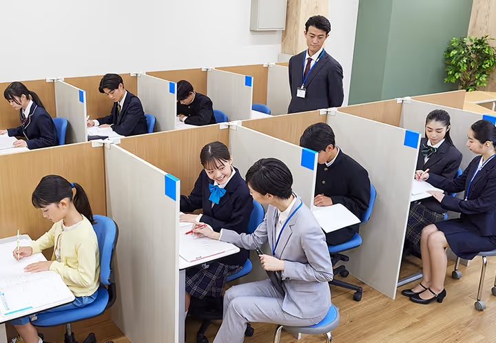 明光義塾の個別指導の様子